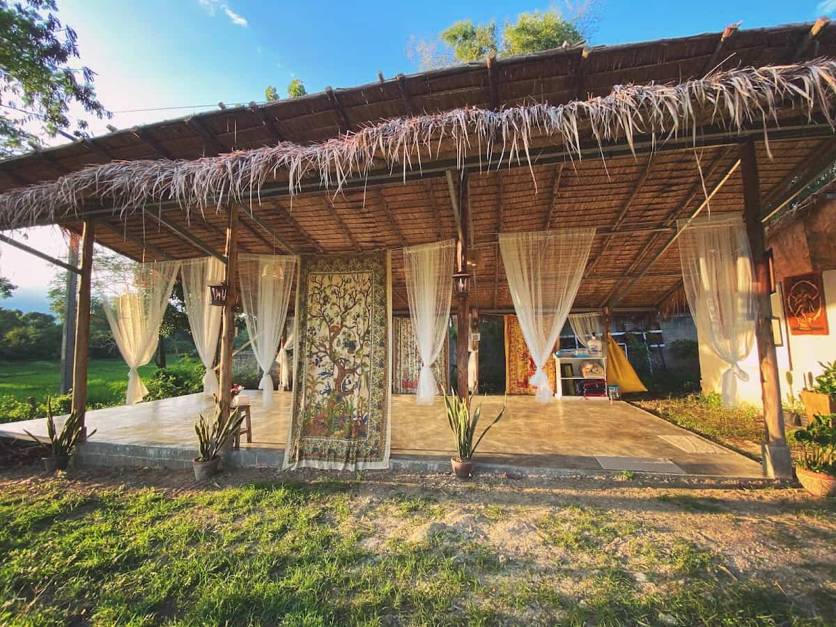 Blue Stone Pai Yoga & Retreat